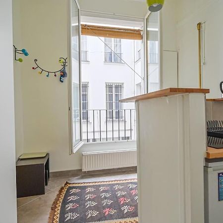 Radiant Flat - Spacious Studio Apartment - Marais Paris Exteriör bild