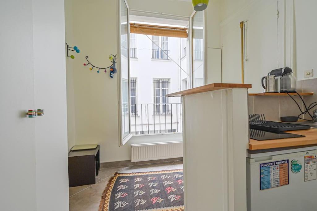 Radiant Flat - Spacious Studio Apartment - Marais Paris Exteriör bild