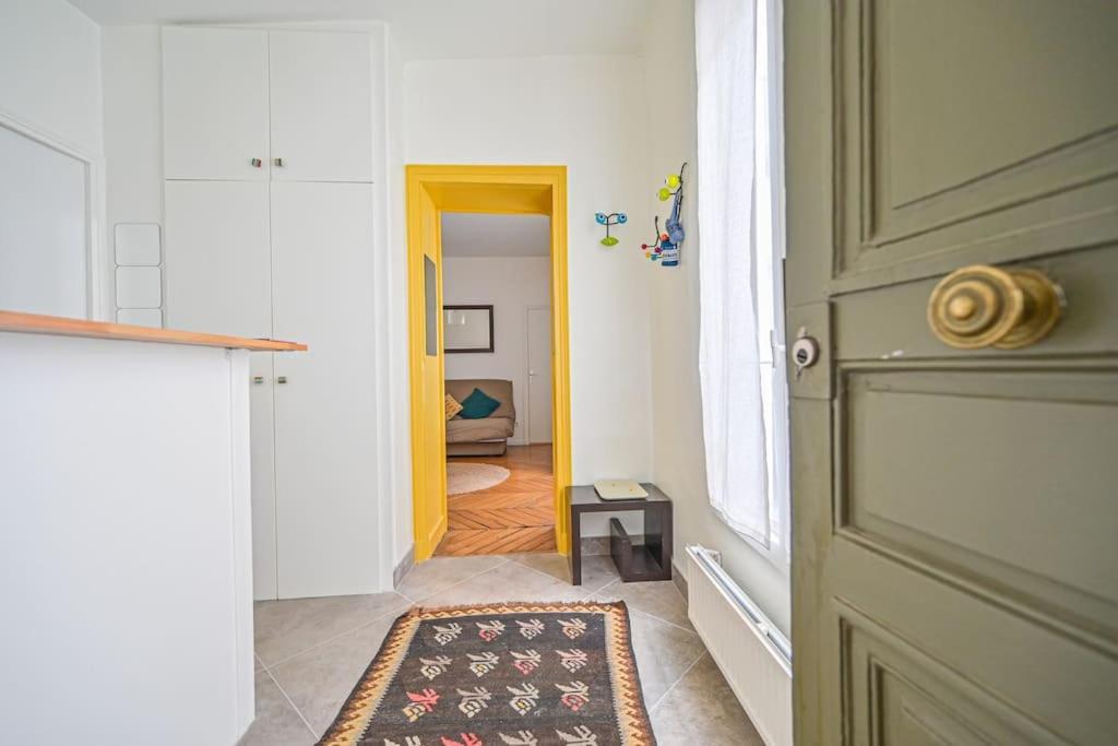 Radiant Flat - Spacious Studio Apartment - Marais Paris Exteriör bild